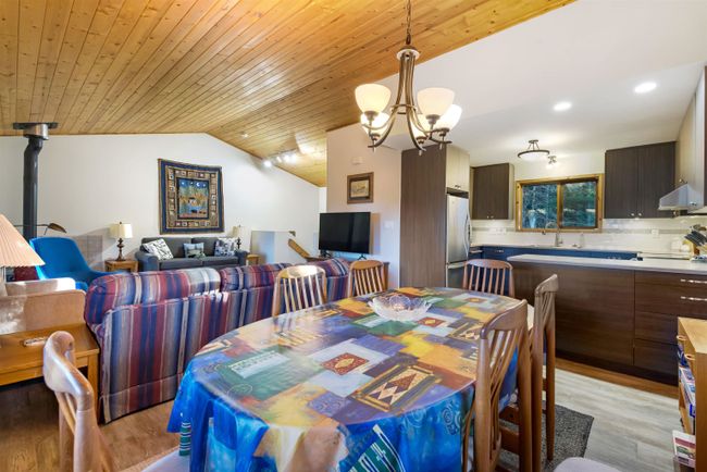 2729 Sproatt Drive, Home with 3 bedrooms, 2 bathrooms and 2 parking in Whistler BC | Image 10