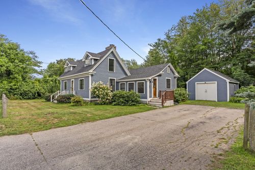 32 Western Ave, Kennebunk, ME, 04043-7356 | Card Image