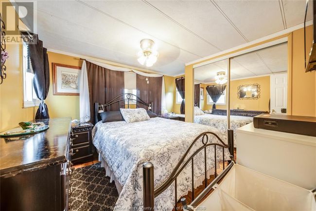 5 Elm Crt, Home with 2 bedrooms, 1 bathrooms and null parking in Mcgregor ON | Image 20