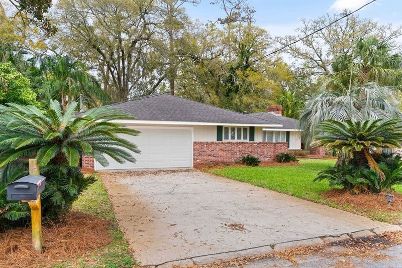 Residential in St Simons Island 2