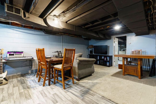 15501 E Jefferson Ave, House other with 3 bedrooms, 3 bathrooms and null parking in Grosse Pointe Park MI | Image 18