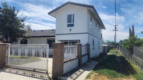 295 Sparks St, Bakersfield, CA, 93307-5372 | Card Image