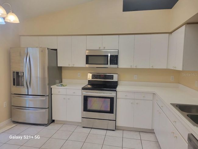 10523 Deepbrook Dr, House other with 3 bedrooms, 2 bathrooms and null parking in RIVERVIEW FL | Image 5