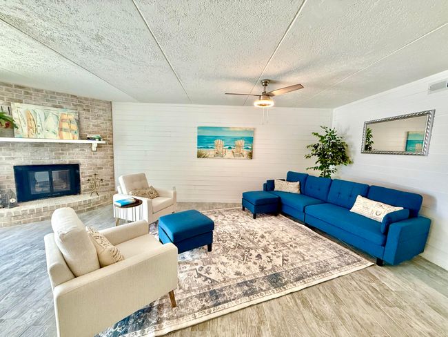 4320 Lakeshore Ln, Condo with 2 bedrooms, 2 bathrooms and null parking in Chattanooga TN | Image 4