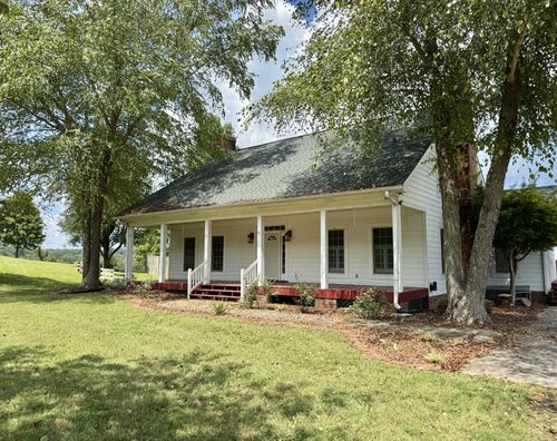 107 Willow Creek Ln, Dickson, TN, 37055-3936 | Card Image
