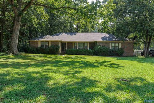 222 Dee Ann Rd, Trinity, AL, 35673-6513 | Card Image