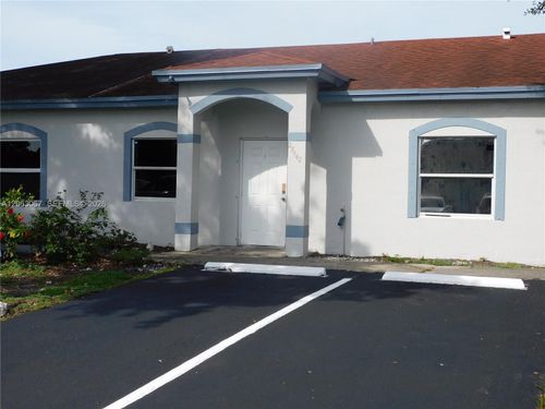0-28442 Sw 141st Pl, Homestead, FL, 33033-1803 | Card Image