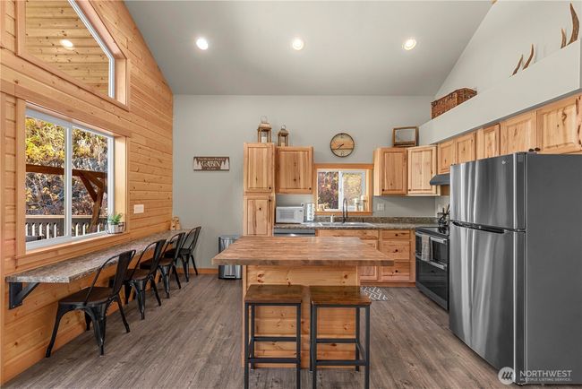 11175 Wending Ln, House other with 2 bedrooms, 2 bathrooms and 4 parking in Leavenworth WA | Image 12