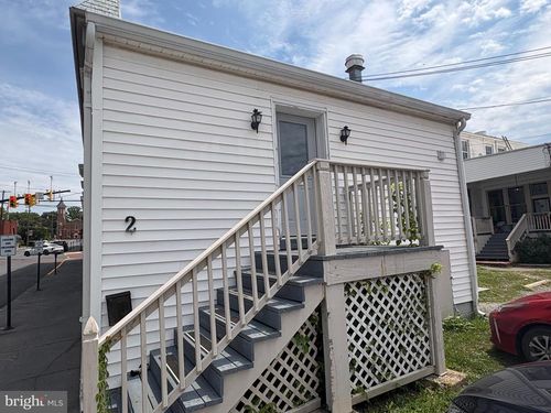 2 E Main St, BERRYVILLE, VA, 22611-1338 | Card Image