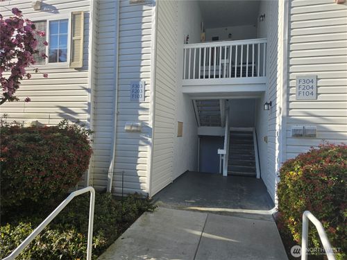 unit-f103-11002 Se Petrovitsky Rd, Renton, WA, 98055-5630 | Card Image
