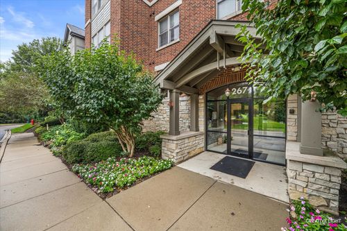 104-267 E Railroad Ave, Bartlett, IL, 60103-4470 | Card Image