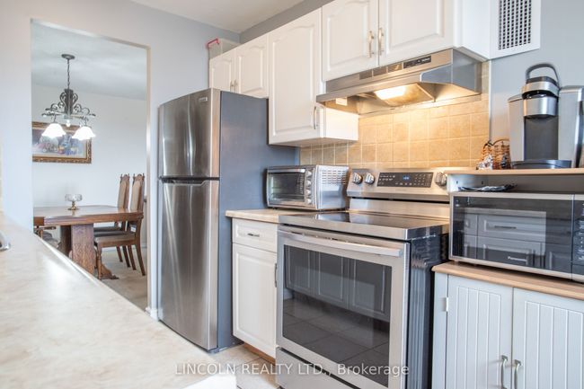 309 - 44 Falby Crt, Condo with 2 bedrooms, 2 bathrooms and 1 parking in Ajax ON | Image 8