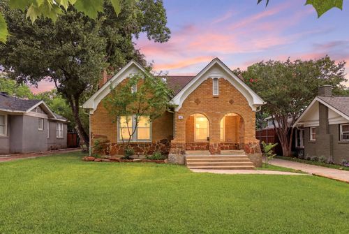 825 Thomasson Dr, Dallas, TX, 75208-3955 | Card Image