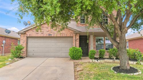 9000 King Ranch Dr, Cross Roads, TX, 76227-8294 | Card Image
