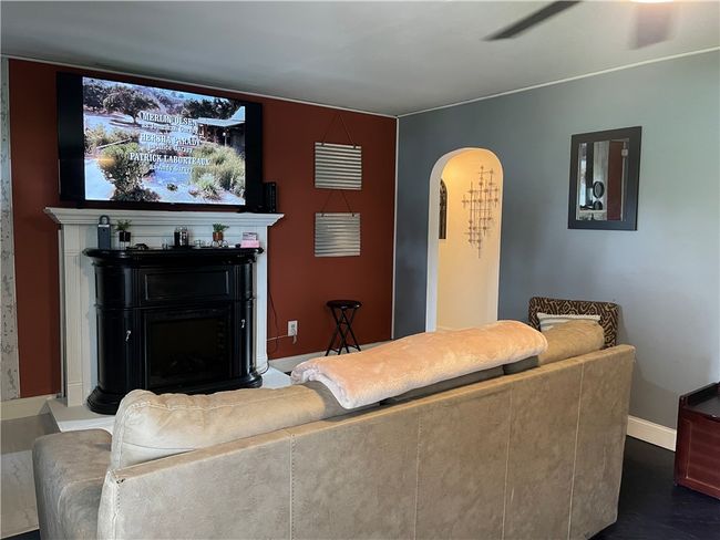 6331 Tuscarawas Rd, House other with 4 bedrooms, 2 bathrooms and 1 parking in Industry PA | Image 13