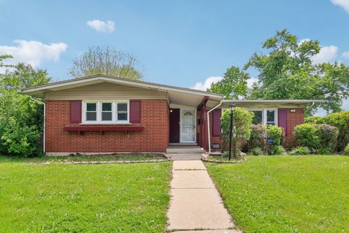 840 W Arquilla Dr, Glenwood, IL, 60425-1107 | Card Image