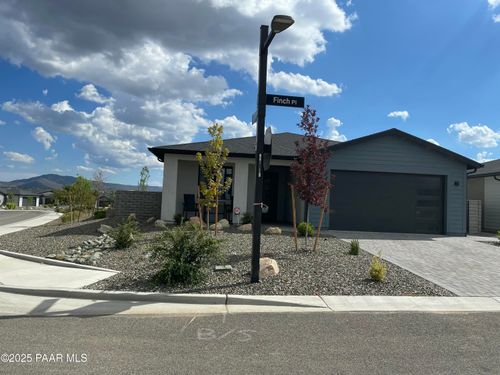 5999 E Finch St, Prescott Valley, AZ, 86314-6894 | Card Image