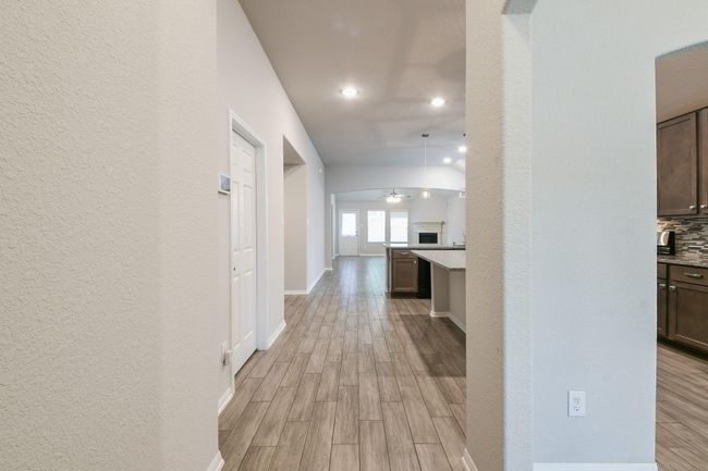2233 Garden Square Path, House other with 3 bedrooms, 2 bathrooms and 2 parking in Spring TX | Image 8