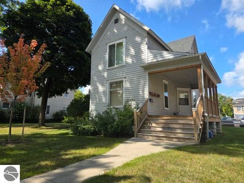 1004 S University St, Mt. Pleasant, MI, 48858-3444 | Card Image