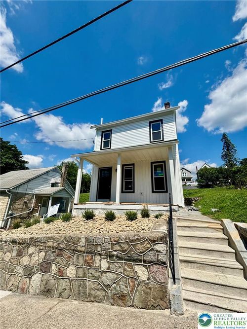 573 Fairview Ave, Bangor, PA, 18013-1749 | Card Image