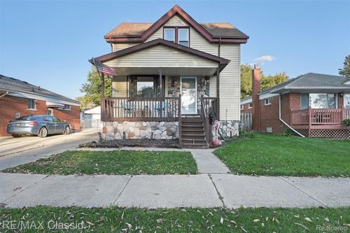 27308 Grant St, Saint Clair Shores, MI, 48081-1711 | Card Image