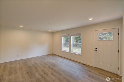 20405 Crane Pl, Ocean Park, WA, 98640-3108 | Card Image