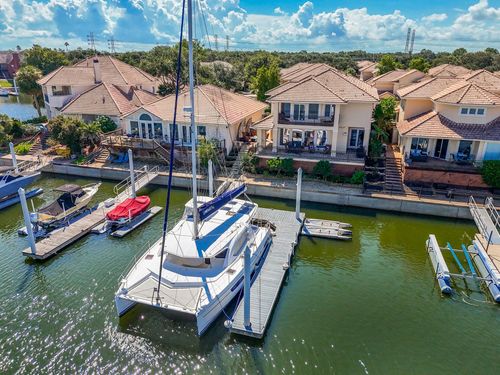313 Harborside Cir, Kemah, TX, 77565-2991 | Card Image