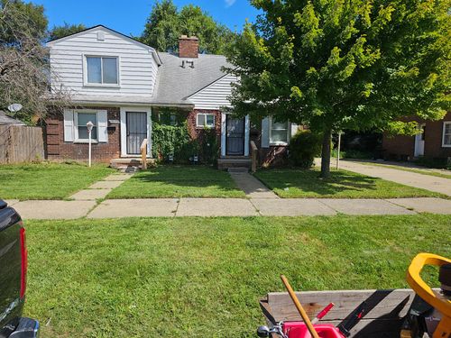 19625 Moross Rd, Detroit, MI, 48224-1116 | Card Image