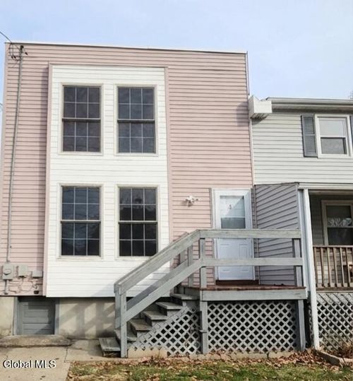 3 1st Ave, Rensselaer, NY, 12144-2814 | Card Image