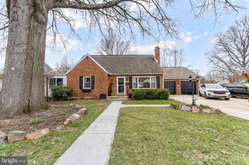 3612 Schoolhouse Ln, HARRISBURG, PA, 17109-4822 | Card Image