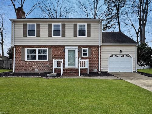 461 Harcourt Place, Newport News, VA, 23602 | Card Image