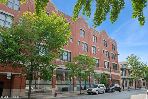 apt-e-2840 N Lincoln Ave, Chicago, IL, 60657-4298 | Card Image