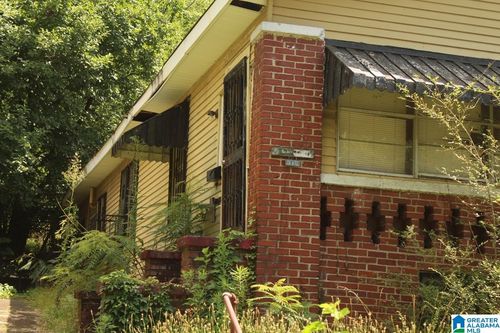 519 54th St, FAIRFIELD, AL, 35064-2123 | Card Image