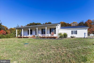 9047 River Road, House other with 3 bedrooms, 2 bathrooms and null parking in HEDGESVILLE WV | Image 2