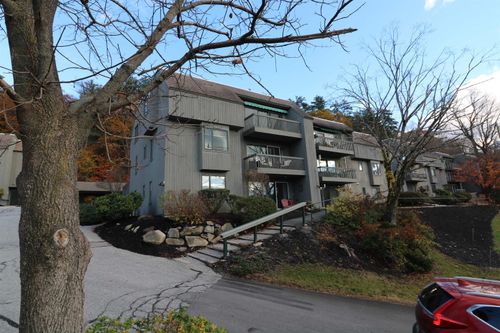 c-32-1 Pine St, Peterborough, NH, 03458-1526 | Card Image