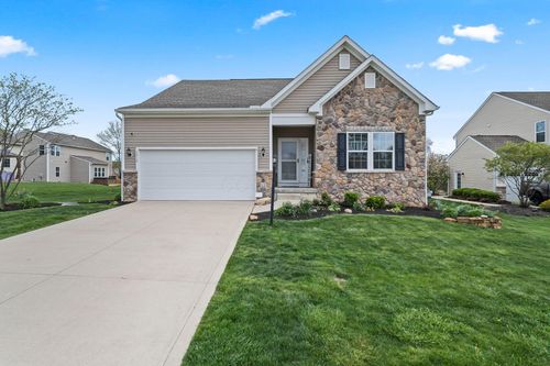 2010 Sugar Mill Dr, Pataskala, OH, 43062-1429 | Card Image