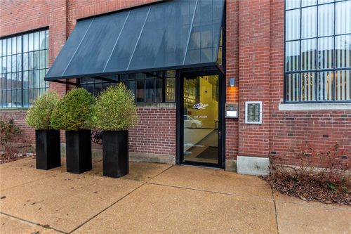 apt-310-4100 Laclede Ave, Saint Louis, MO, 63108-2859 | Card Image