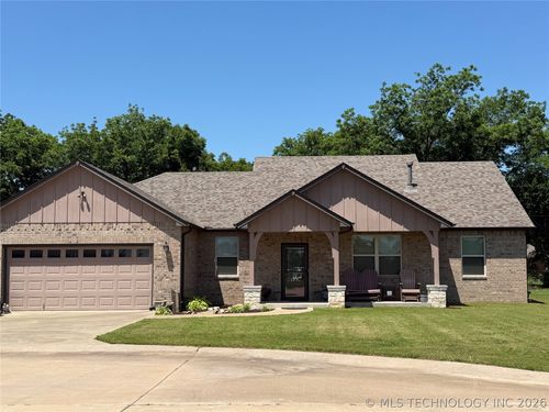 803 Julie Ave, Hominy, OK, 74035-1501 | Card Image
