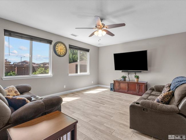 Living Room | Image 5