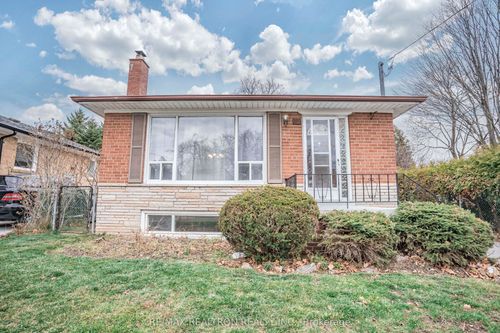 main-62 Slan Avenue, Scarborough, ON, M1G3B8 | Card Image