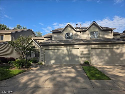 29 Lethbridge Ln, Copley, OH, 44321-1369 | Card Image