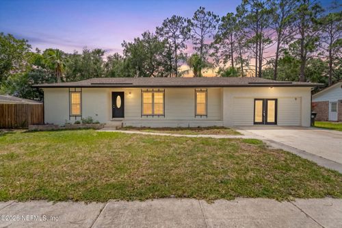 962 Grove Park Dr E, Orange Park, FL, 32073-3627 | Card Image