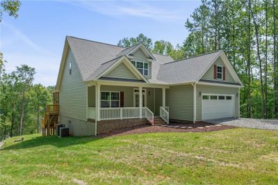 7755 Linwood Southmont Road, House other with 3 bedrooms, 2 bathrooms and null parking in Lexington NC | Image 3