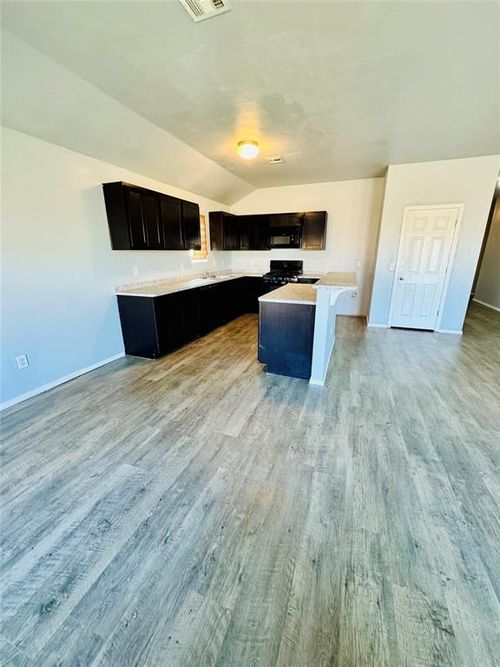 1529 Peridot Ln, Noble, OK, 73068-0059 | Card Image