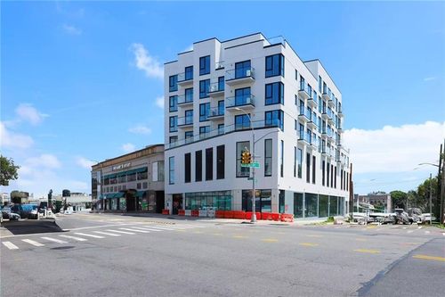 5g-150-02 Northern Blvd, Flushing, NY, 11354-3847 | Card Image
