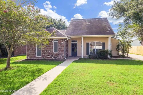111 Songbird Ln, Lafayette, LA, 70506-7854 | Card Image