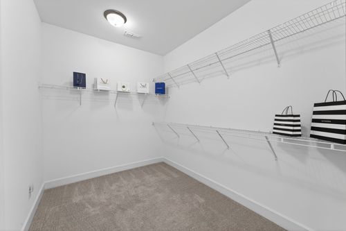 2408 Stonecenter Ln, Murfreesboro, TN, 37128-1105 | Card Image