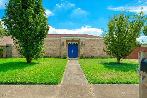 10919 Villa Lea Ln, Houston, TX, 77071-1519 | Card Image
