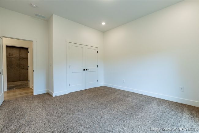 2034 Andres Way, Home with 5 bedrooms, 4 bathrooms and null parking in Floyds Knobs IN | Image 72