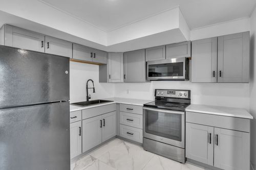 1724 Nubell St, Nashville, TN, 37208-1044 | Card Image